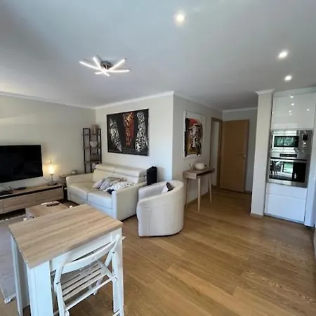 Cosy 2 Bedrooms With Garden *